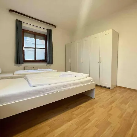 Sad262 Grosse Monteurwohnung Schwandorf in Bayern