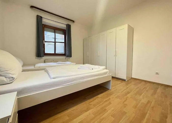 Sad262 Grosse Monteurwohnung Schwandorf in Bayern